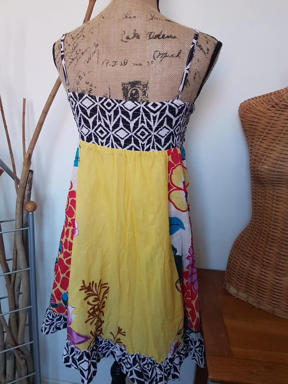 Multicolored dress with black and white top – photo 3